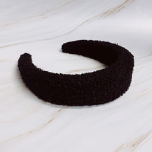 Carregar imagem no visualizador da galeria, Ellison and Young Teddy Cozy Headband
