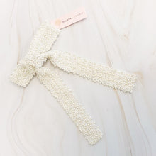 Загрузить изображение в средство просмотра галереи, Ellison and Young Luxe Beaded Pretty Bow Hair Clip
