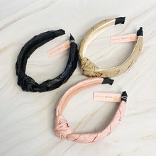 Загрузить изображение в средство просмотра галереи, Ellison and Young Milano Woven Knotted Headband
