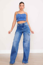 Carregar imagem no visualizador da galeria, Pearl High-Rise Wide Leg Cargo Jeans
