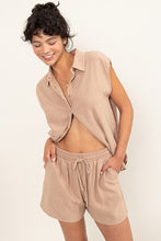 Cargar imagen en el visor de la galería, Hyfve Classic Linen Outfit Set
