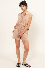 Carregar imagem no visualizador da galeria, Hyfve Classic Linen Outfit Set
