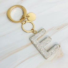 Ladda upp bild till gallerivisning, It Girl Glam Initial Key Chain - Crystal Clear
