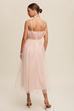 Carregar imagem no visualizador da galeria, Paper Bag Frill Tulle Maxi Dress
