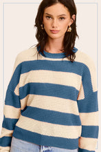 Carregar imagem no visualizador da galeria, Striped Round Neck Loose Fit Sweater
