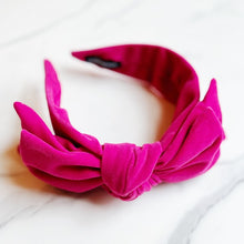 Carregar imagem no visualizador da galeria, Structured Velvet Bow Headband
