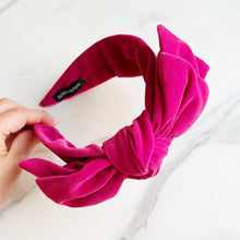 Carregar imagem no visualizador da galeria, Structured Velvet Bow Headband
