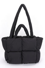 Carregar imagem no visualizador da galeria, Quilted Puffer Convertible Tote Bag
