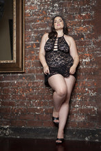 Cargar imagen en el visor de la galería, BE WICKED Rue Black Lace Chemise
