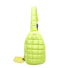 Carregar imagem no visualizador da galeria, Skyler Quilted Puffer Sling
