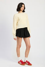 Загрузить изображение в средство просмотра галереи, Emory Park Rolled Hem Cable Knit Cropped Sweater
