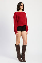 Загрузить изображение в средство просмотра галереи, Emory Park Rolled Hem Cable Knit Cropped Sweater
