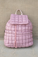 Carregar imagem no visualizador da galeria, Stevie Quilted Puffer Backpack
