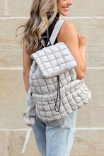 Carregar imagem no visualizador da galeria, Stevie Quilted Puffer Backpack
