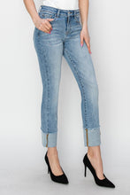 Cargar imagen en el visor de la galería, RISEN High Rise Cuffed Slim Straight Blue Washed Denim Jeans
