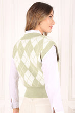 Ladda upp bild till gallerivisning, Lilou Green Argyle Yarn Dyed Knit Sweater Vest
