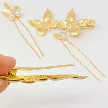 Загрузить изображение в средство просмотра галереи, Ellison &amp; Young Antique Garden Hair Clip Set
