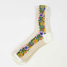 Carregar imagem no visualizador da galeria, Noble Floral Beauty Socks
