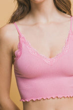 Load image into Gallery viewer, Love Tree Pink Seamless Lace Detail Cropped Cami
