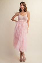 Carregar imagem no visualizador da galeria, Sweet Generis Tulle Crochet Midi Dress
