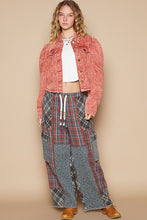 Ladda upp bild till gallerivisning, POL Raw Hem Button Down Cropped Red Denim Jacket
