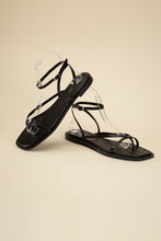 Load image into Gallery viewer, Top Moda Black Strappy Flat Sandals
