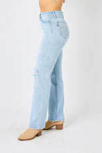 Ladda upp bild till gallerivisning, Judy Blue High Waisted Distressed Straight Leg Blue Denim Jeans
