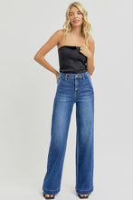 Ladda upp bild till gallerivisning, RISEN High Rise Slanted Pocket Wide Leg Blue Denim Jeans
