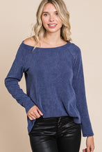 Ladda upp bild till gallerivisning, Super Lady Navy Blue Ribbed Knit Top
