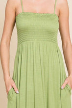 Carregar imagem no visualizador da galeria, Culture Code Green Smocked Cami Maxi Dress
