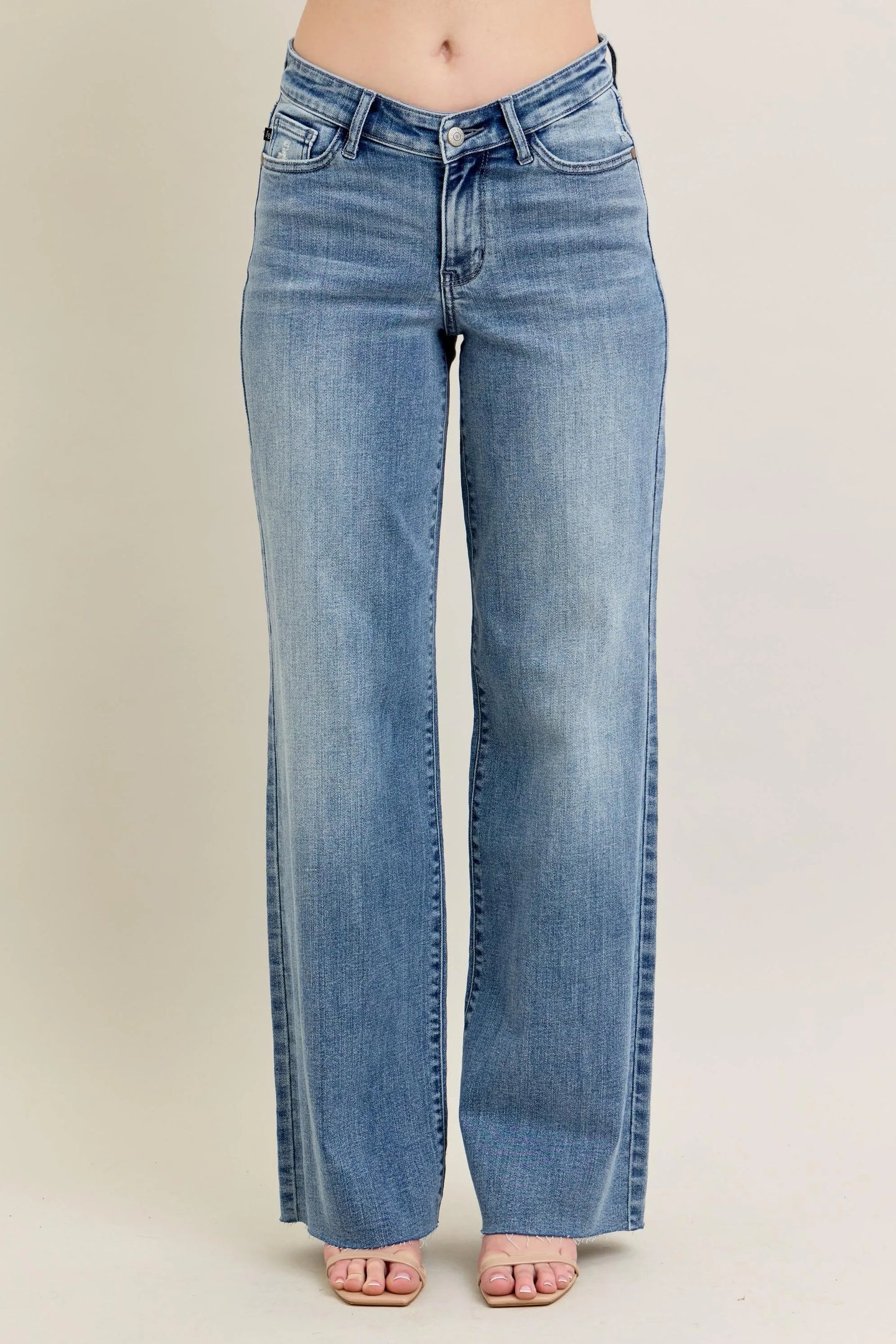 Judy Blue V - Front Baggy Jeans
