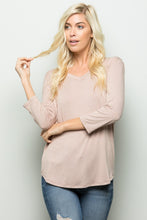 Load image into Gallery viewer, Celeste Three Quarter Sleeve Curved Hem Top
