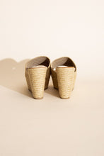 Load image into Gallery viewer, Fortune Dynamic Bounty Woven Raffia Platform Wedges
