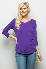 Load image into Gallery viewer, Celeste Three Quarter Sleeve Curved Hem Top
