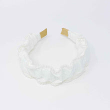 Ladda upp bild till gallerivisning, Ellison and Young Palace Pearl Embellished Headband
