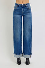 Cargar imagen en el visor de la galería, RISEN Tummy Control High Rise Cuffed Jeans
