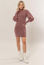 Carregar imagem no visualizador da galeria, HYFVE Rose Glitter Mock Neck Long Sleeve Mini Dress
