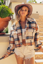 Ladda upp bild till gallerivisning, BiBi Brushed Plaid Cropped Jacket
