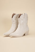 Carregar imagem no visualizador da galeria, WILLA-1 Western Booties
