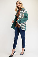 Carregar imagem no visualizador da galeria, Celeste Turquoise Striped Button Up Dropped Shoulder Shacket
