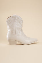 Carregar imagem no visualizador da galeria, WILLA-1 Western Booties
