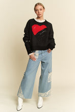 Carregar imagem no visualizador da galeria, Davi &amp; Dani Contrast Heart Dropped Shoulder Sweater
