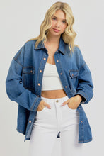 Carregar imagem no visualizador da galeria, RISEN Snap Down Dark Blue Denim Shacket
