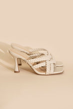 Load image into Gallery viewer, Fortune Dynamic Kellan Double Cross Braided Mule Heels
