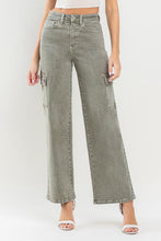 Ladda upp bild till gallerivisning, Vervet by Flying Monkey 90&#39;s Super High Rise Cargo Gray Denim Jeans
