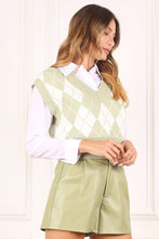 Ladda upp bild till gallerivisning, Lilou Green Argyle Yarn Dyed Knit Sweater Vest
