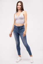 Carregar imagem no visualizador da galeria, Zenana Washed Ribbed Cropped Tank Top
