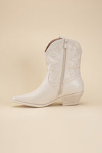 Carregar imagem no visualizador da galeria, WILLA-1 Western Booties
