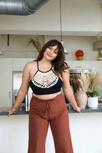 Carregar imagem no visualizador da galeria, Leto Plus Size Crochet Lace High Neck Bralette
