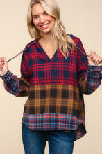 Ladda upp bild till gallerivisning, Haptics Plaid Edge Cut Detail Hooded Top
